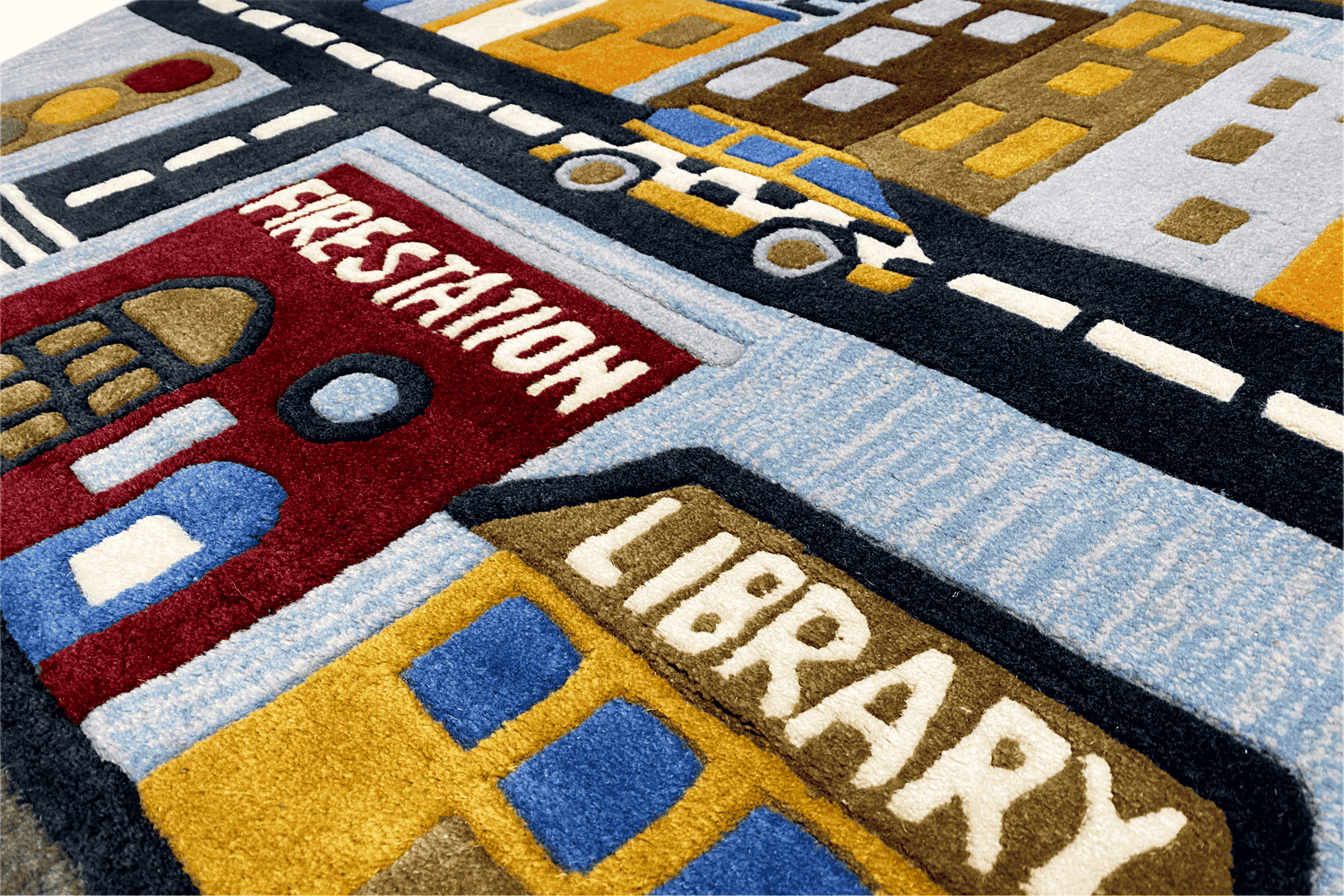 Stadt-Abenteuer - Handgetufteter Kinder-Stadtplan-Teppich, 150x150cm (4.9x4.9ft) - German Carpet Shop