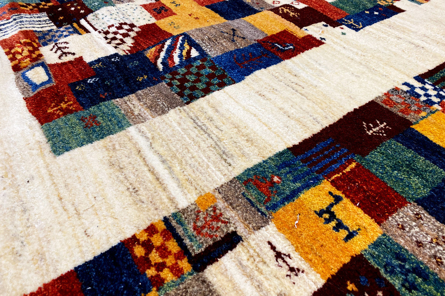 Gabbeh (299x200cm) - German Carpet Shop