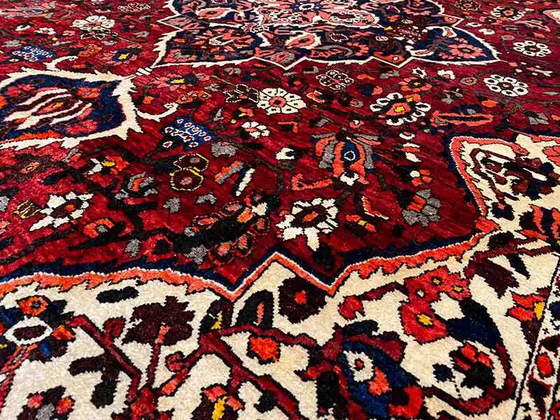 Bakhtiari (306x207 cm) - German Carpet Shop