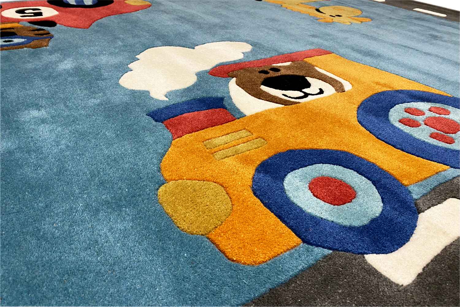 Handgetufteter Wollteppich mit farbenfrohem Auto- & Tiermotiv, 170x240cm (5.6X7.9ft) - German Carpet Shop