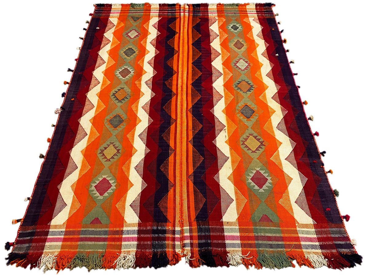 Tapis Jajim carré à franges, motif en zigzag orange et vert