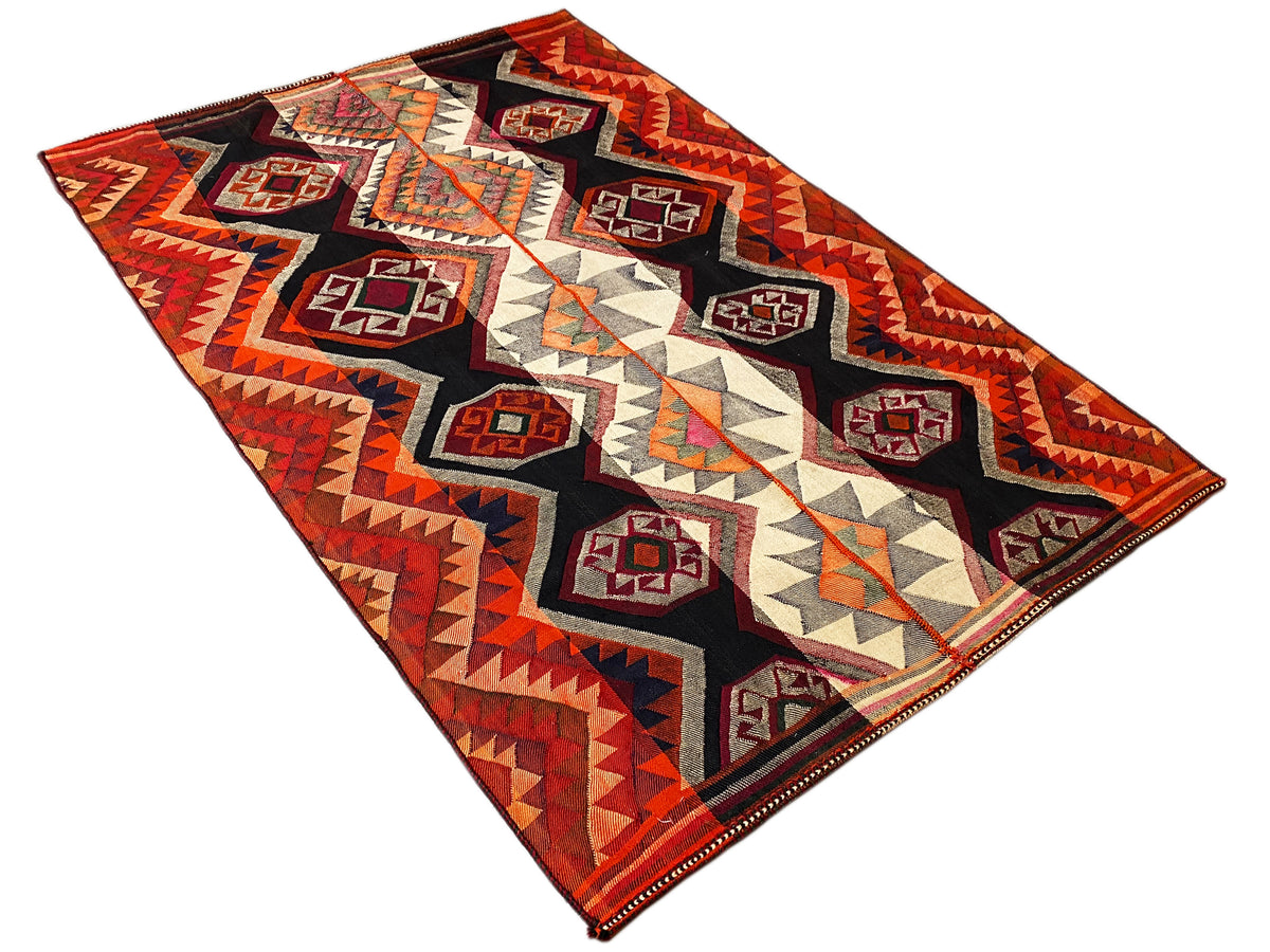 Tapis jajim à motif zigzag à deux épaisseurs, losanges rouges, noirs, crème et jaunes