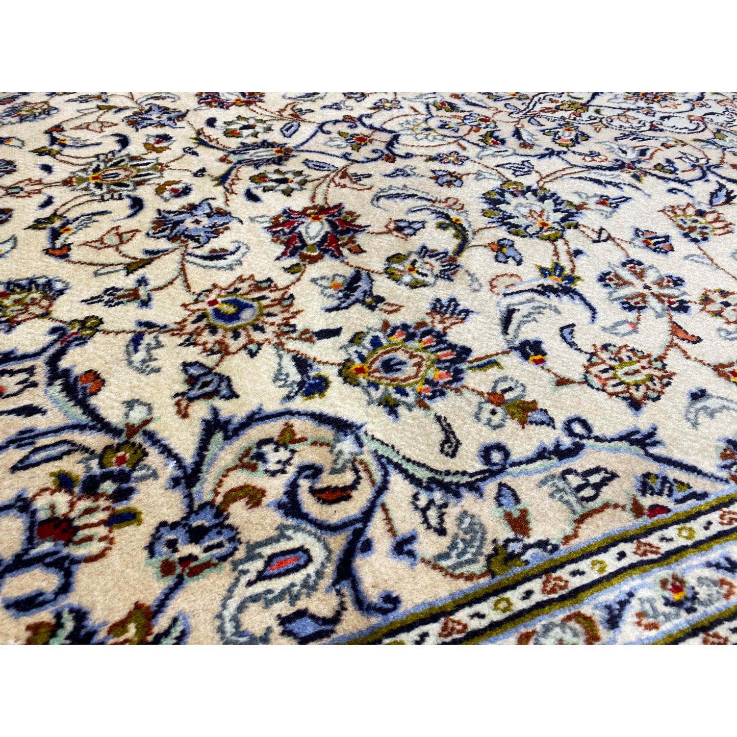 Tapis Keshan 294x192 cm