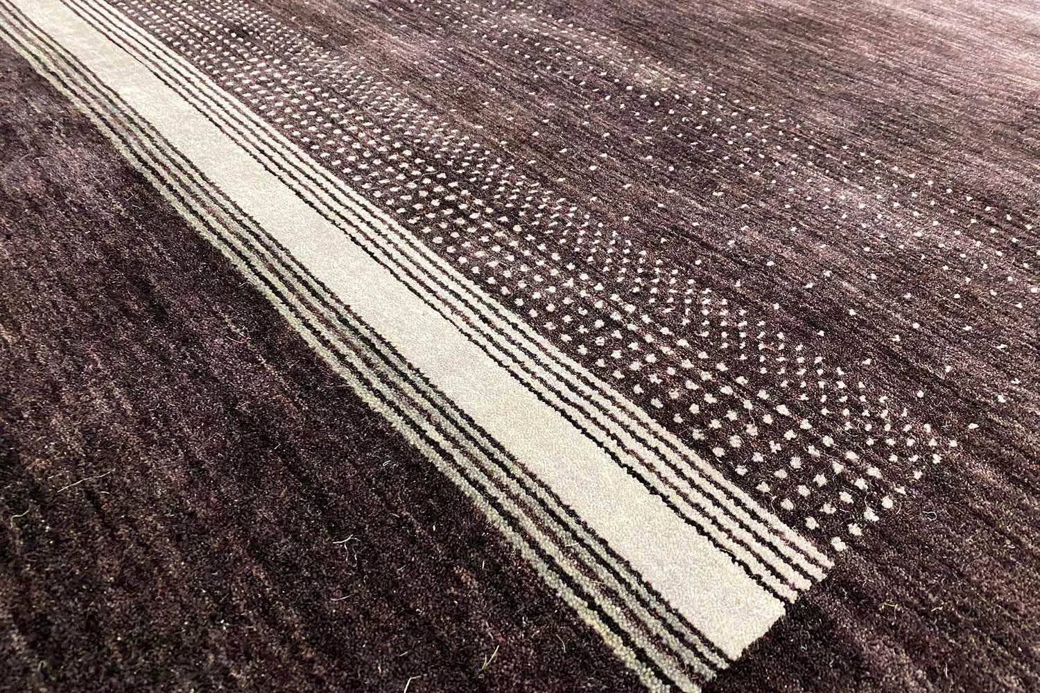 Gabbeh - Loom (242x172cm) - German Carpet Shop