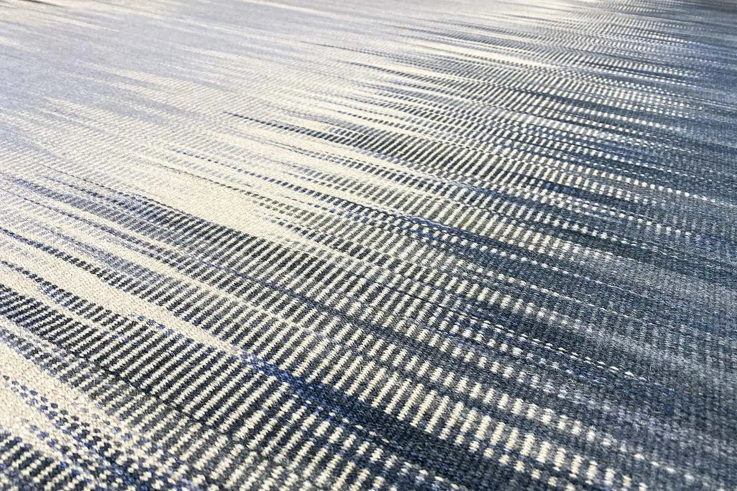 Blauer Ombré Kelim Dhurrie Teppich 160x230 cm - German Carpet Shop