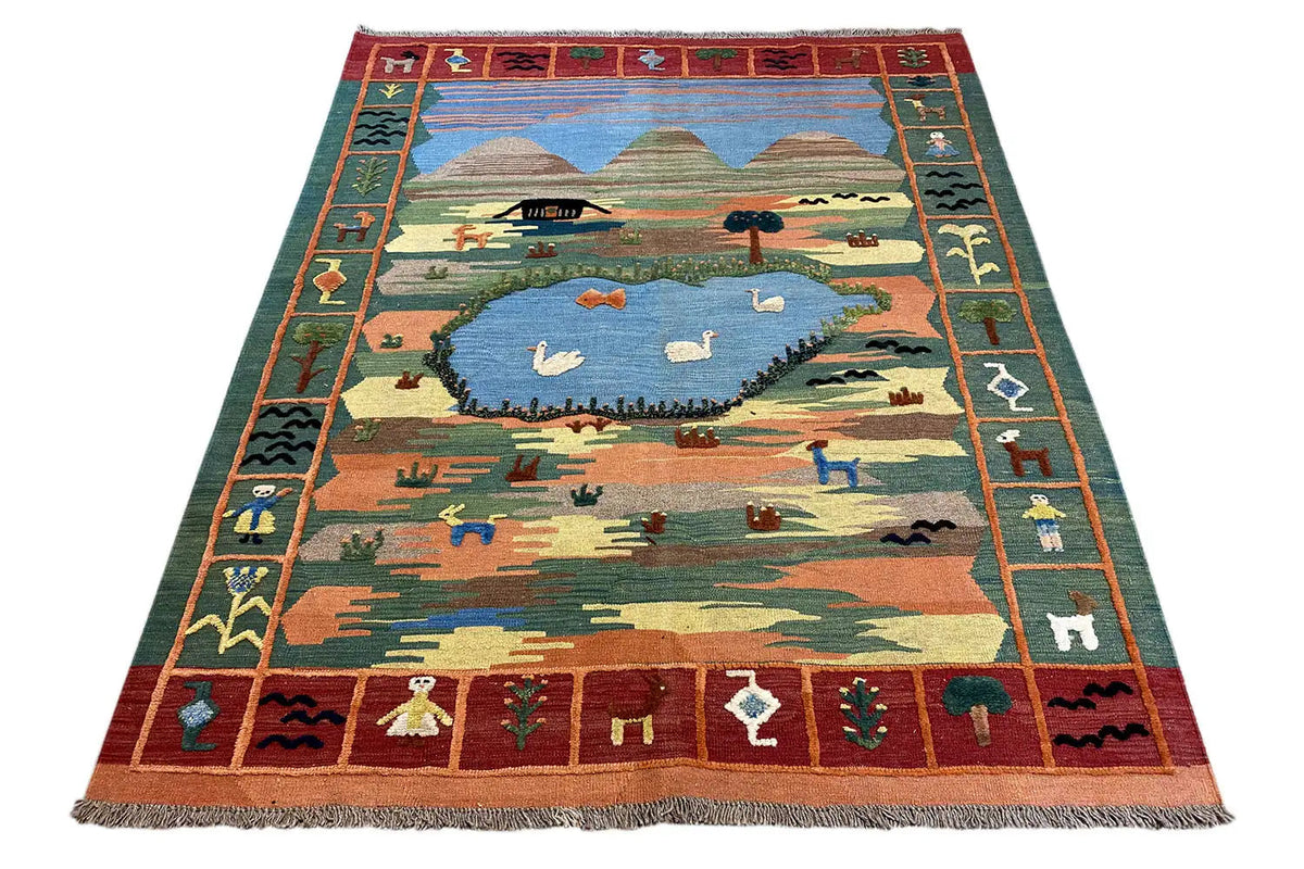 Tapis kilim Qashqai avec panorama paysager, champs figuratifs et franges, 201x146 cm