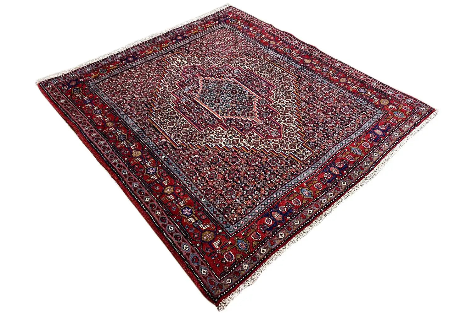 Hamadan Teppich - 8974957 (137x124cm) - German Carpet Shop