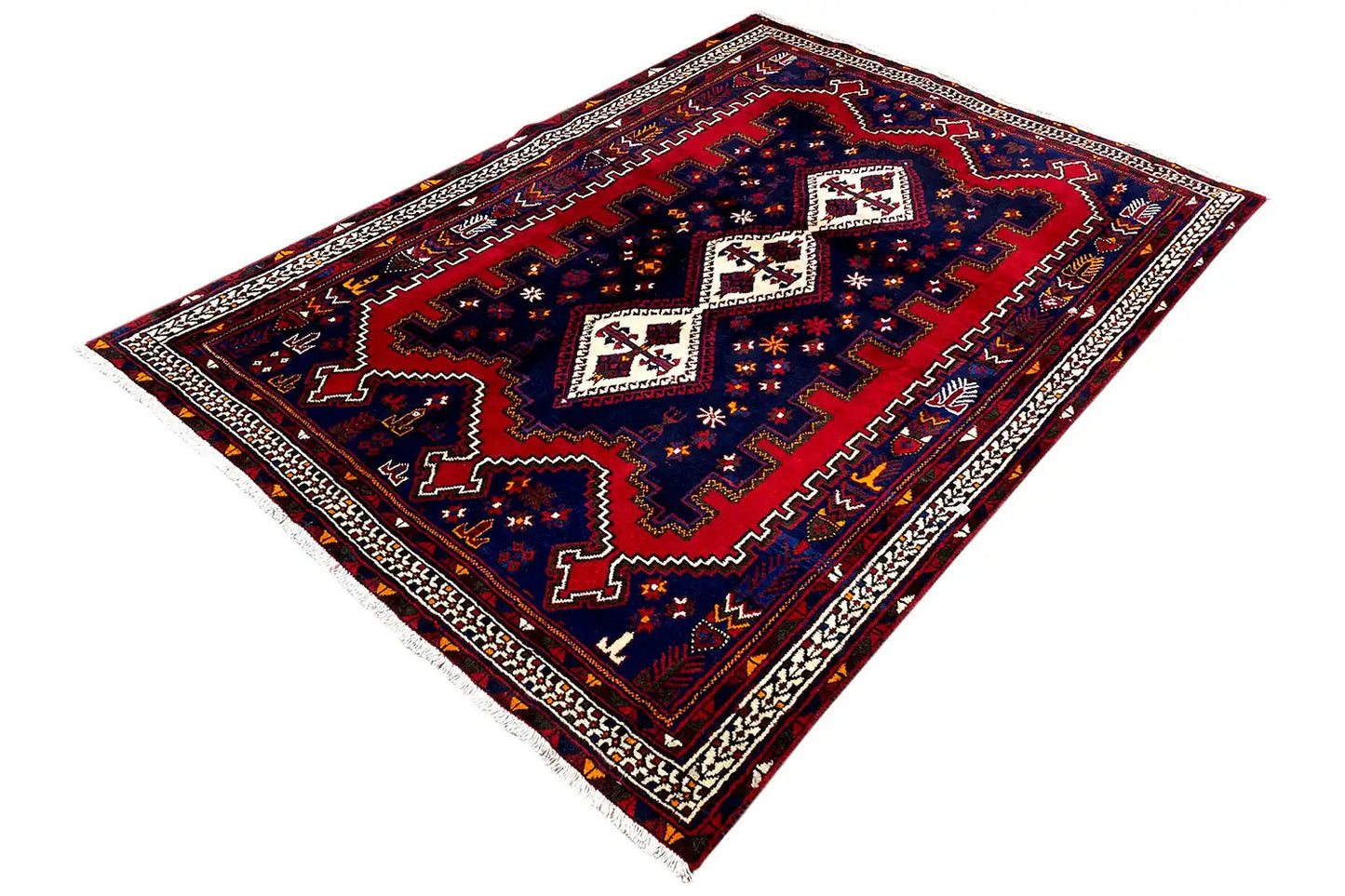 Tapis 206x150 cm bleu foncé, avec champ intérieur rouge, motifs décoratifs blancs et bordure