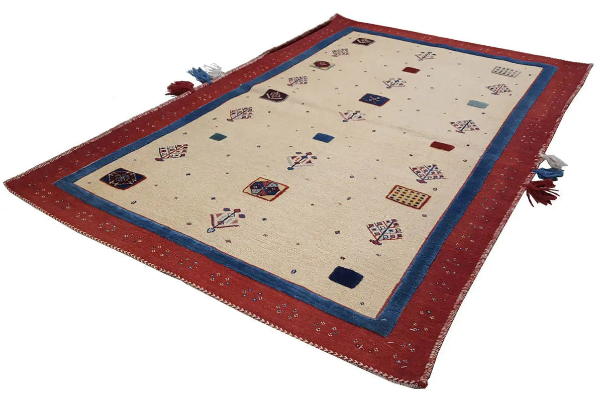 Tapis Soumakh 15407, surface beige avec bordure bleue et motif de bordure rouge