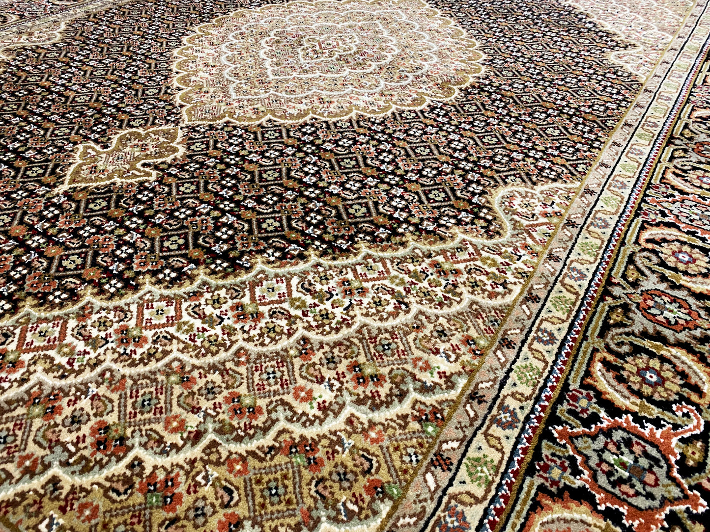 Tapis Indo Tabriz - 238x171cm