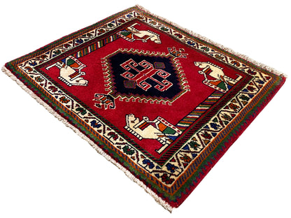 Tapis Poshti 58x68 cm, tapis rouge avec motif géométrique central et bordure