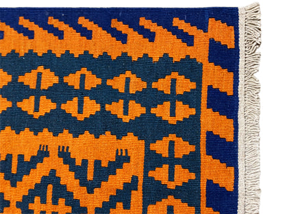 Traditioneller Qashqai Kelim Teppich mit kräftigen Farben